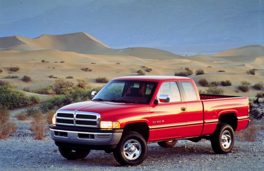  Dodge Ram 1994 года  (фото 18 из 22)